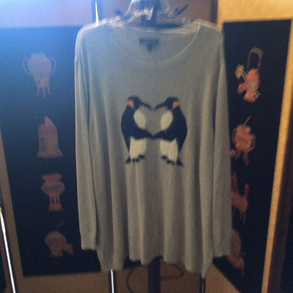 Long sleeve knit shirt
